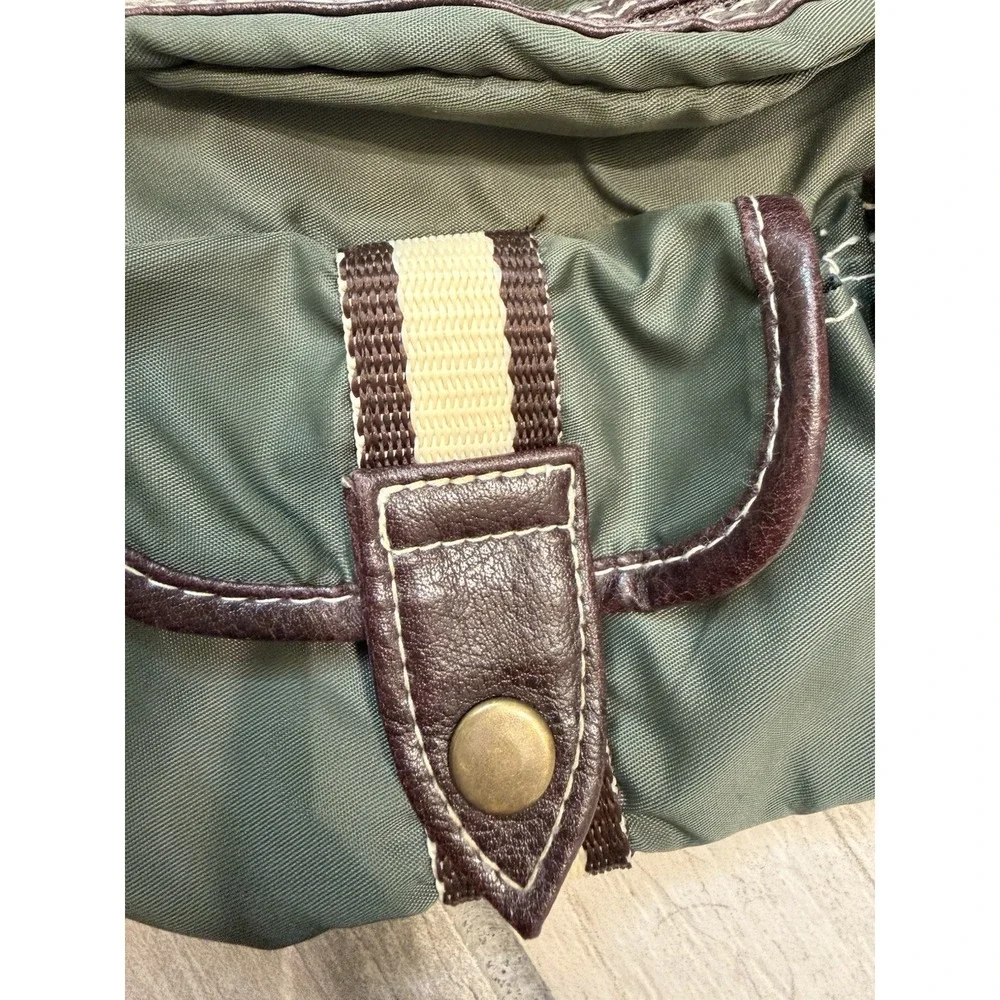 VTG Y2K Crossbody Olive green And Brown Nylon And Leather Look‎ Cream & Brown